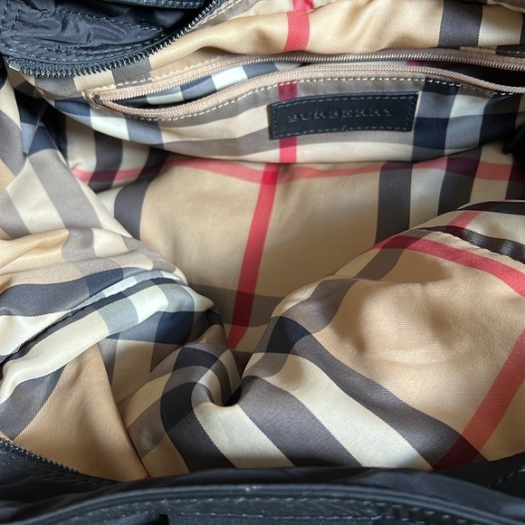 Burberry Vintage Tote EUC - Picture 8 of 16